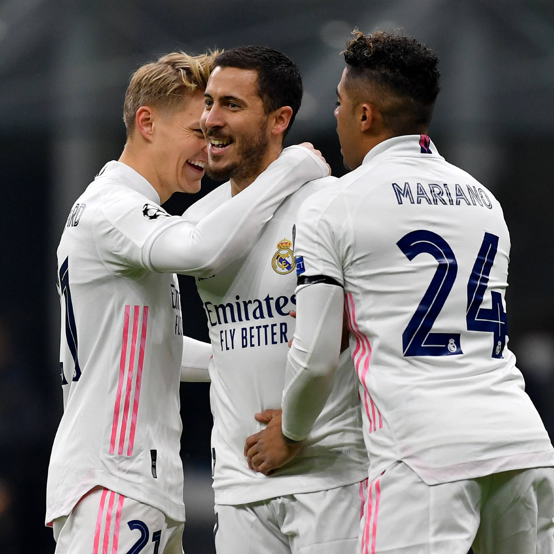 关于巴黎圣日耳曼力克那不勒斯，阿扎尔梅开二度亚洲杯的信息